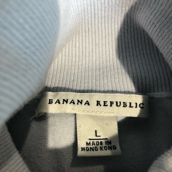 Blue turtleneck sweater - Picture 3 of 3